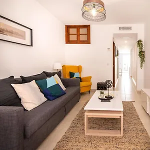  Holiday home Lovely Cozy 2-bedroom Residential With Patio Spain